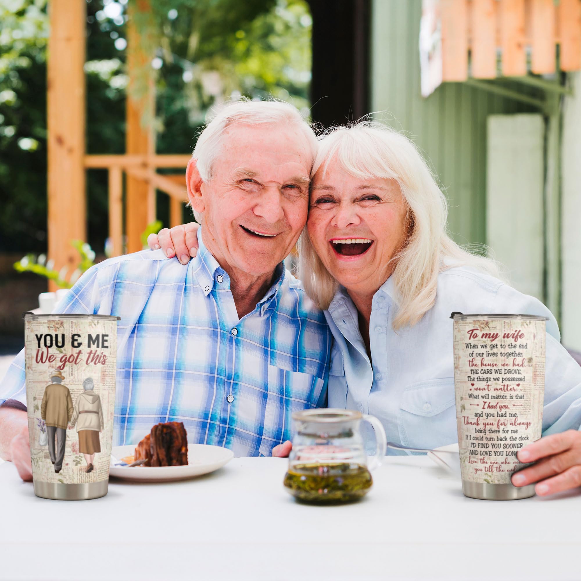 Macorner lightweight tumbler fits most car cup holders for easy transport.