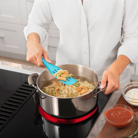 Mad Hungry 8.85-inch mini spurtle for precise scraping.
