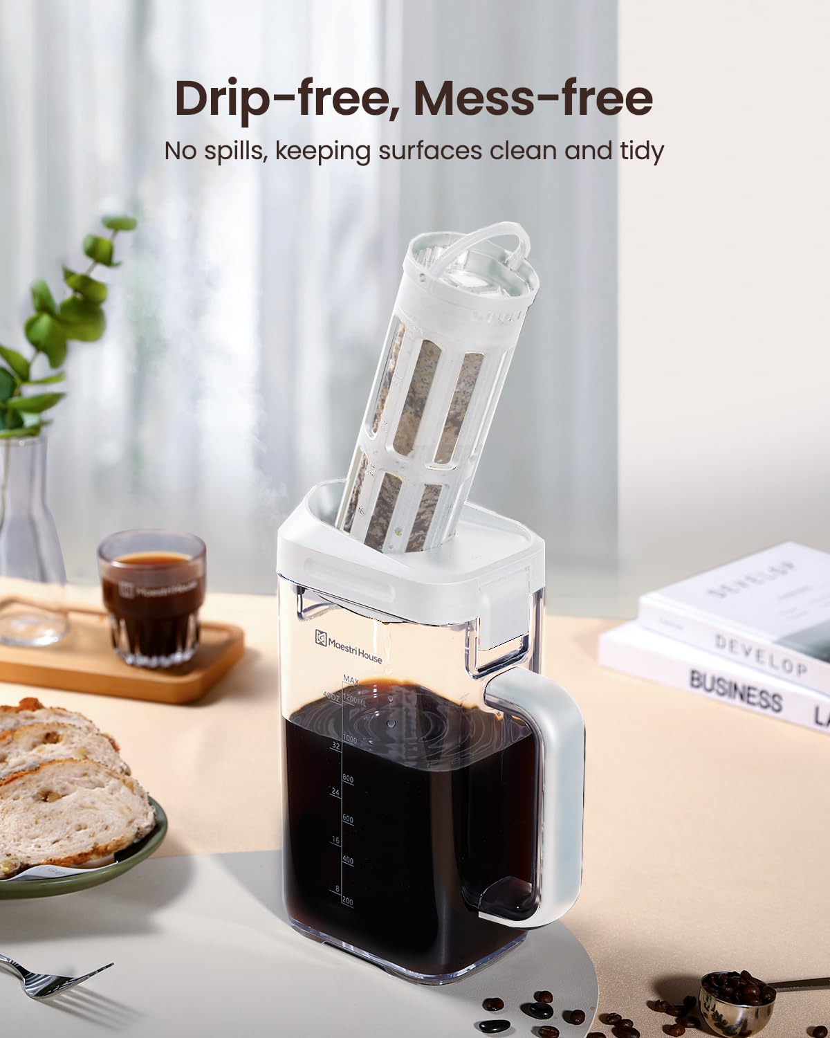 Maestri House body-scale enables precise coffee-to-water measurements.