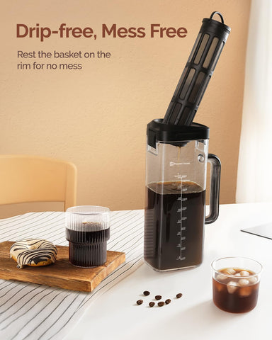Maestri House built-in scale helps precise coffee-to-water ratios.