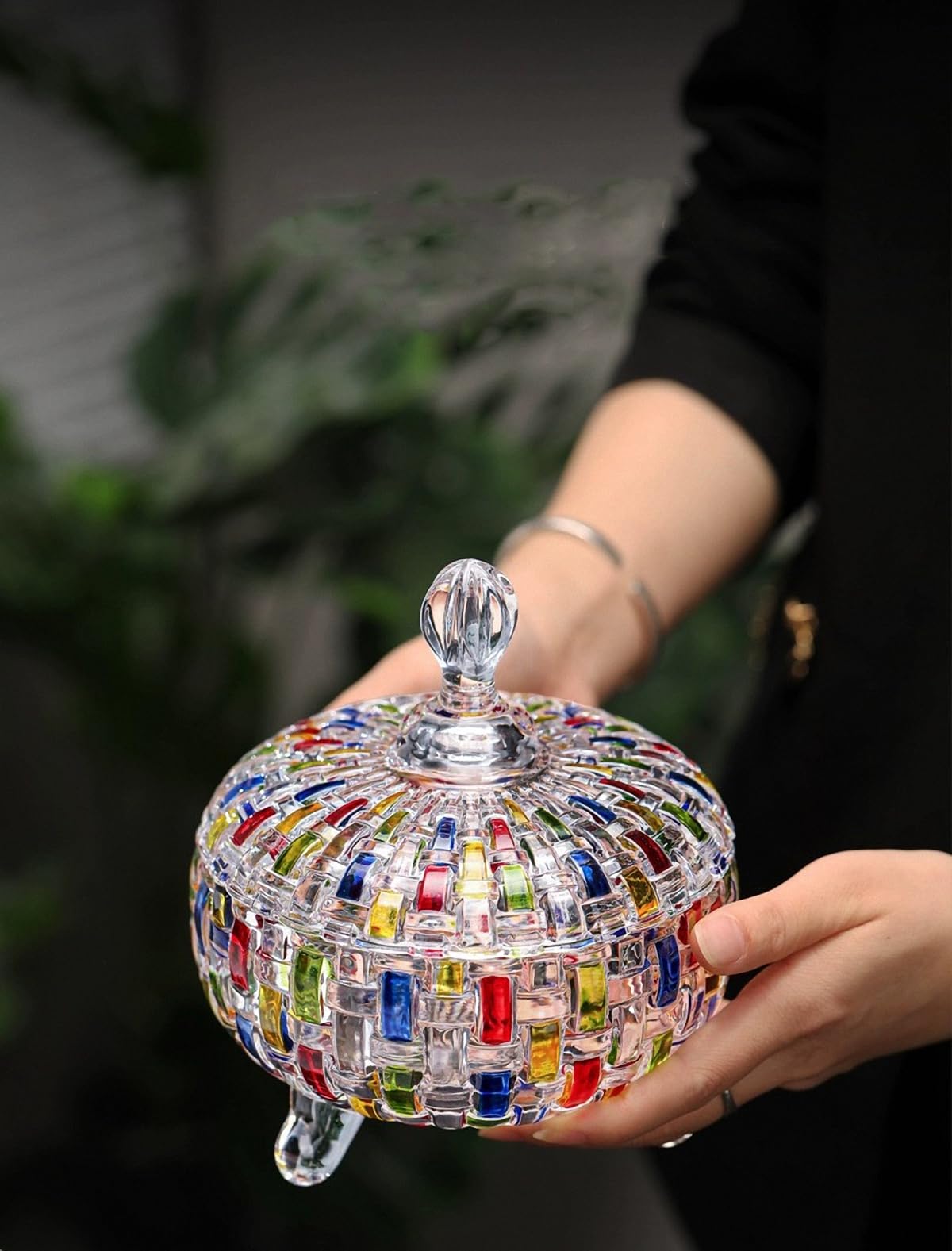 MAGCOLOR clear glass candy box with lid ready for gifting.