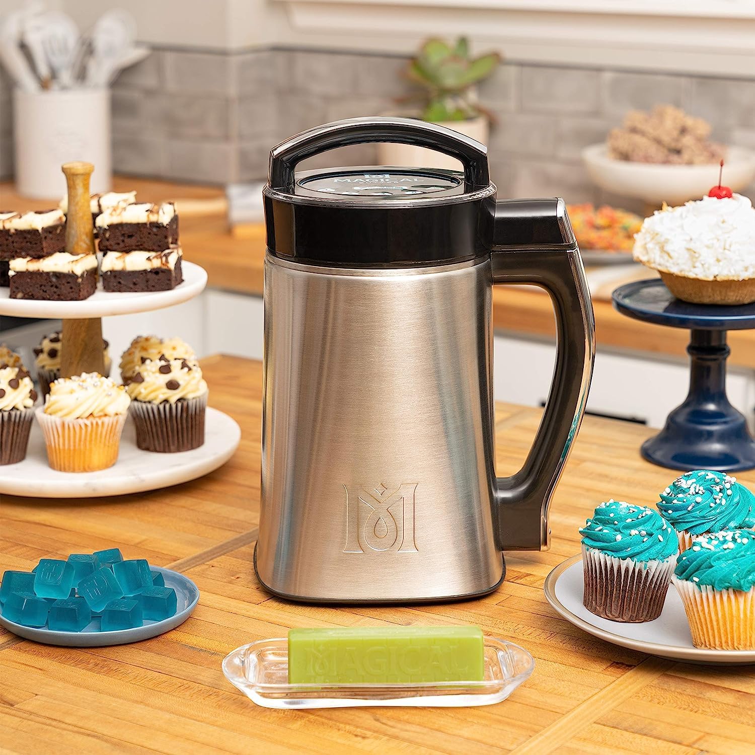 Magical Butter MB2E in-use demonstrates automated stirring and heating for even infusions.