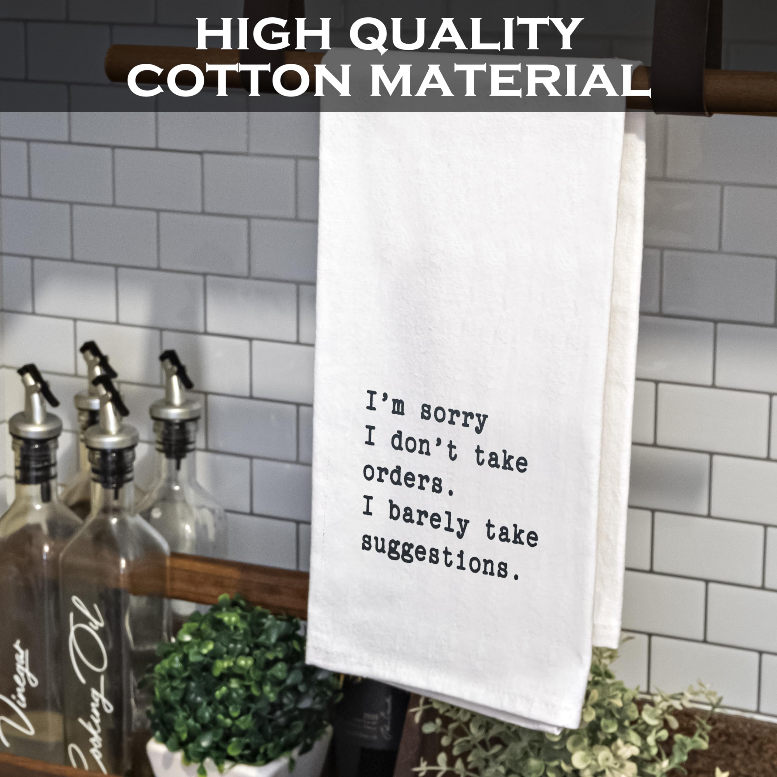 MAINEVENT soft cotton 18x24 towel provides comfortable grip.