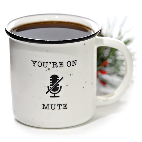 MAINEVENT farmhouse coffee mug design in cozy kitchen vibe