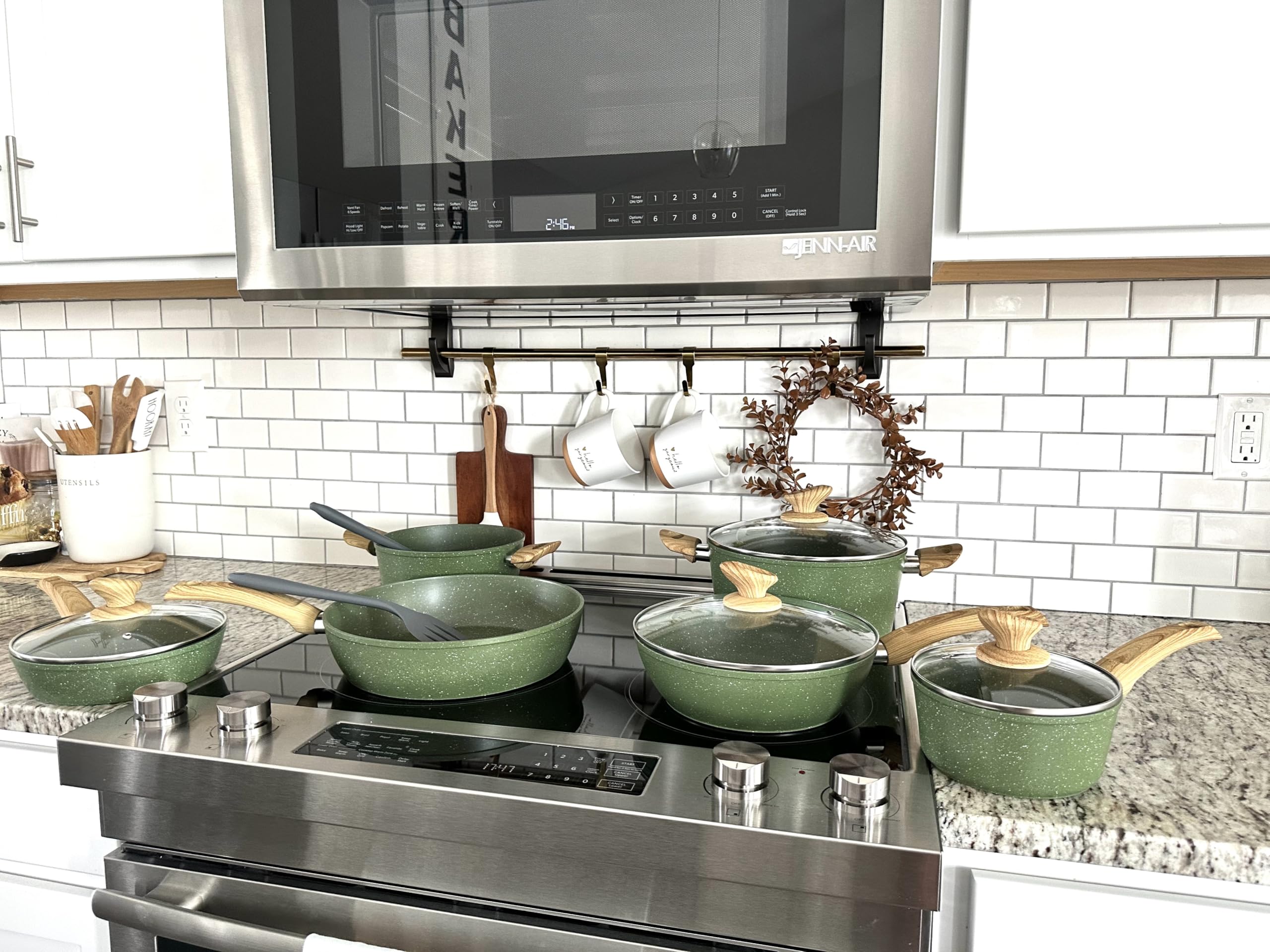 MAISON ARTS 9-75 inch fry pan with granite non-stick for quick, even heating
