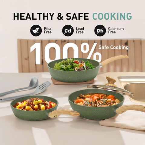 MAISON ARTS 1.5 qt sauce pan with lid for sauces and reheating