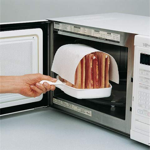 MAKIN BACON fat drip bar keeps meal cleanup simple