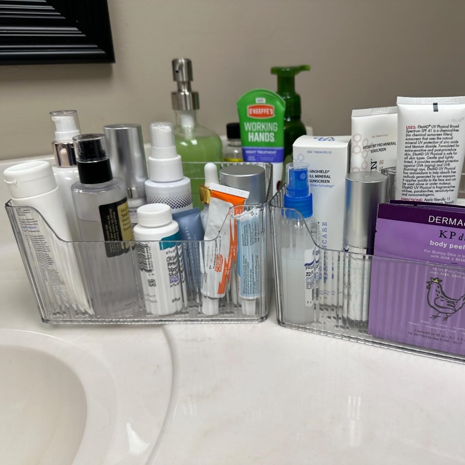 MAKIOTEKO multi-functional storage bin ideal for cosmetics, spices, or stationery.