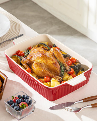MALACASA Bake-Bake close-up shows glossy red finish and sturdy construction.