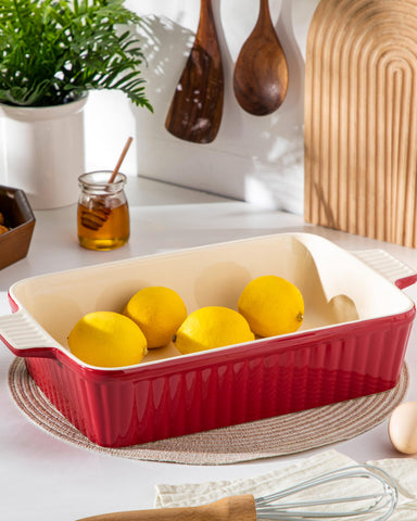 MALACASA Bake-Bake gift-worthy casserole dish, perfect for housewarmings and celebrations.
