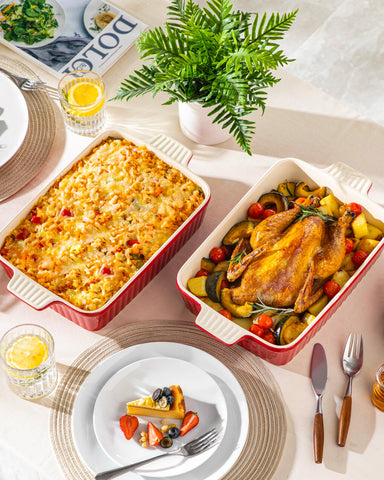MALACASA Bake-Bake oven-to-table dish ready for family dinners and entertaining.
