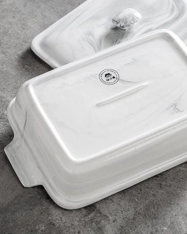 MALACASA Dishwasher-safe casserole dish for easy cleanup after meals.