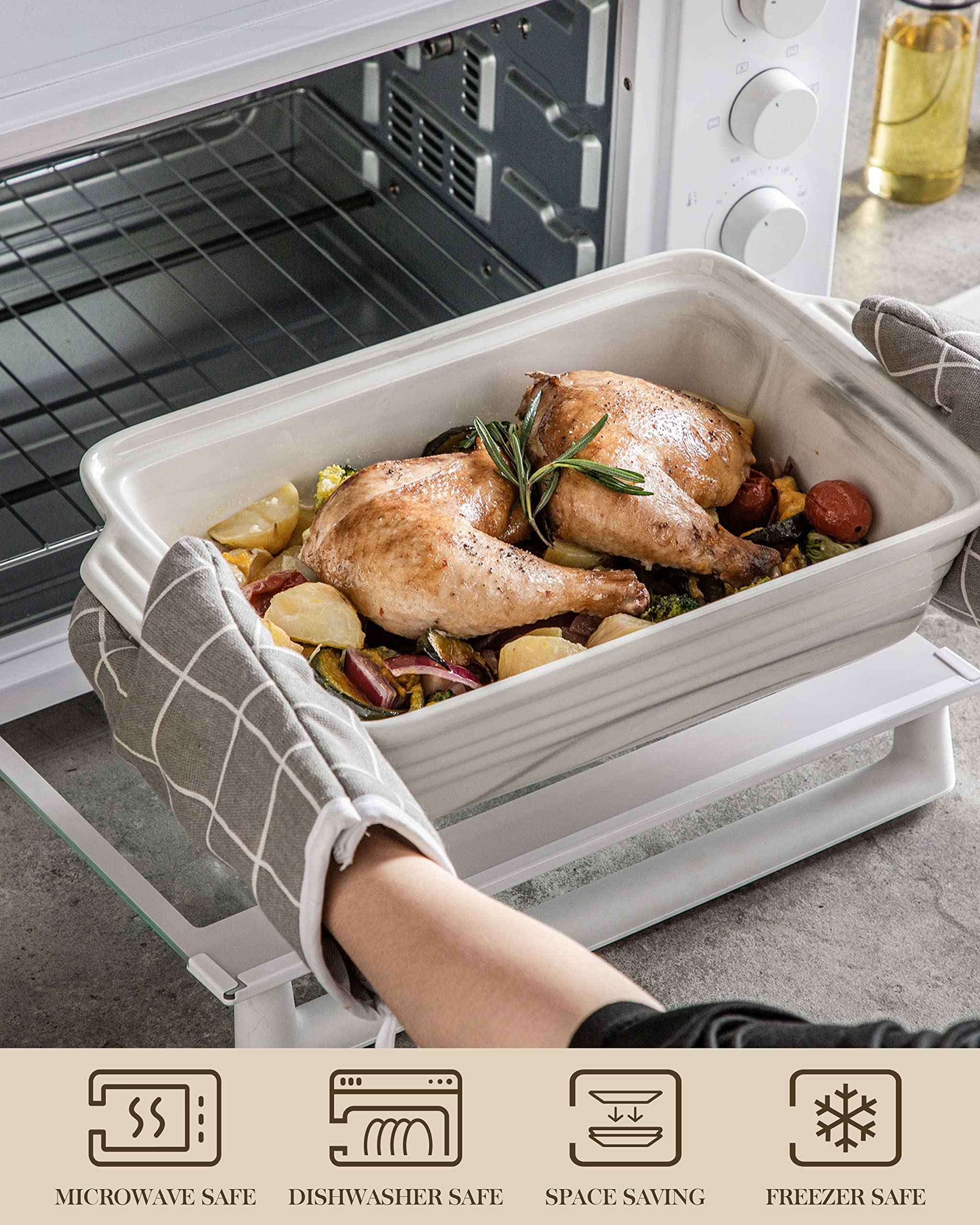 MALACASA casserole dish ideal for lasagna and family meals, from oven to table.