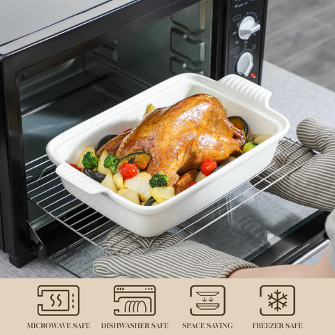 MALACASA casserole with ergonomic handles for safe lifting.