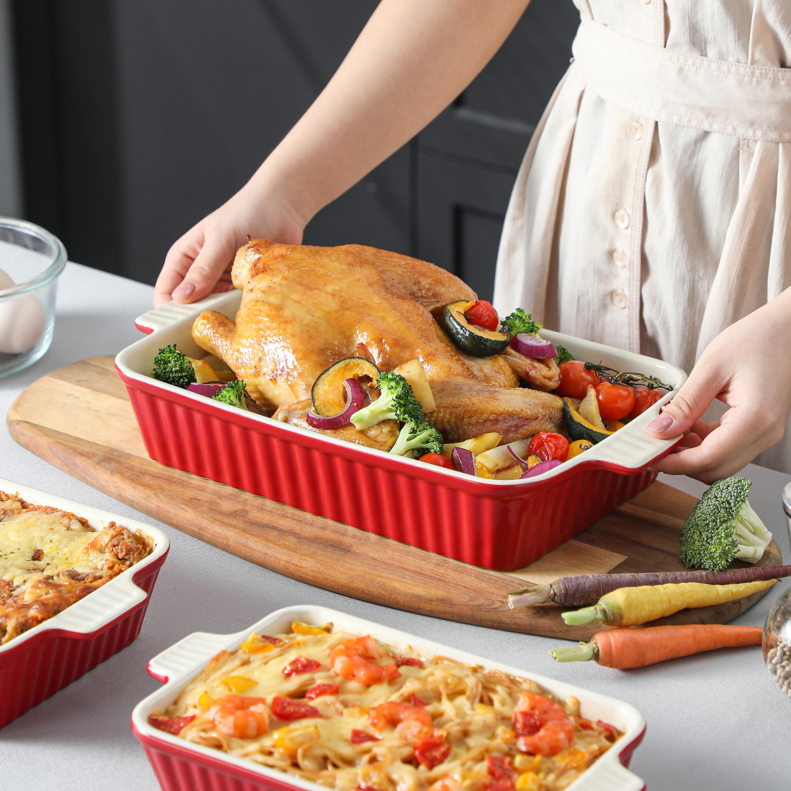 MALACASA four-piece bakeware set supports versatile cooking and serving