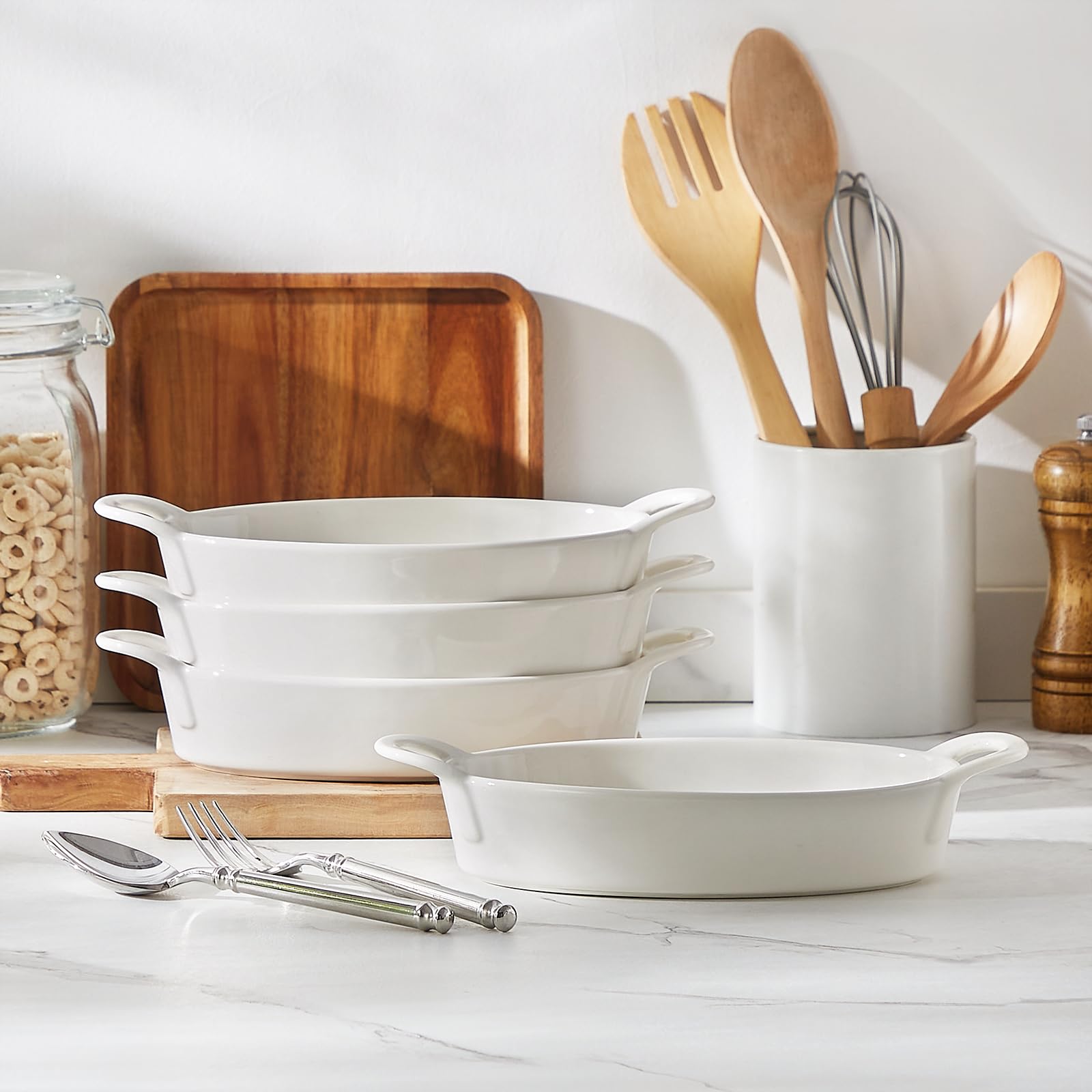 MALACASA lead-free ceramic bakeware ensures safe everyday cooking
