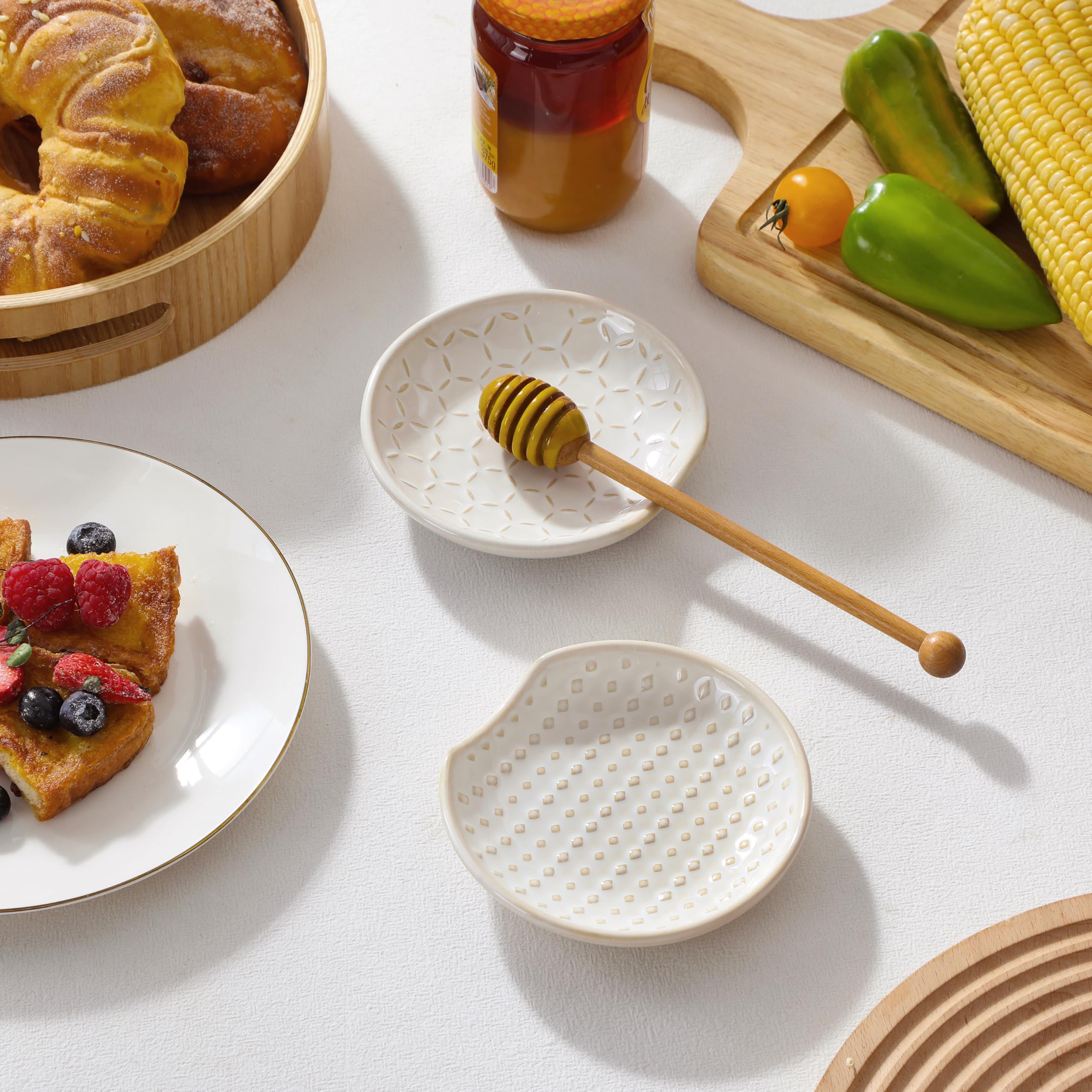 MALACASA Lydia 5-inch diameter fits large utensils securely