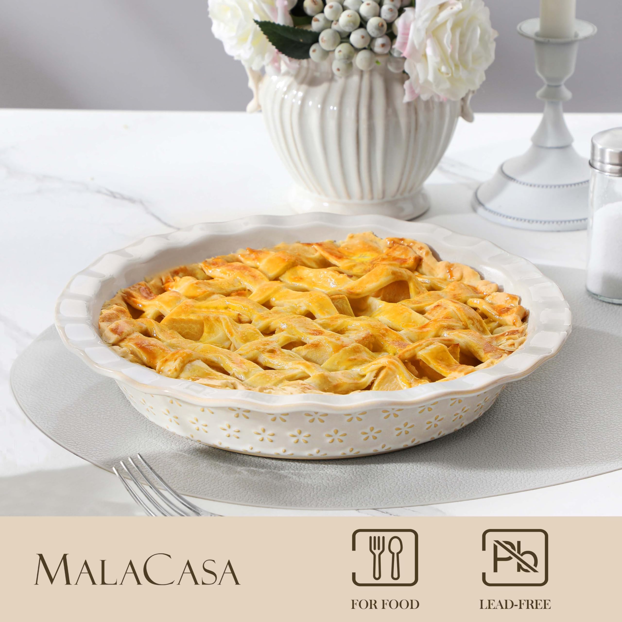 MALACASA LYDIA pie pan offers even heat distribution for consistently baked crusts.