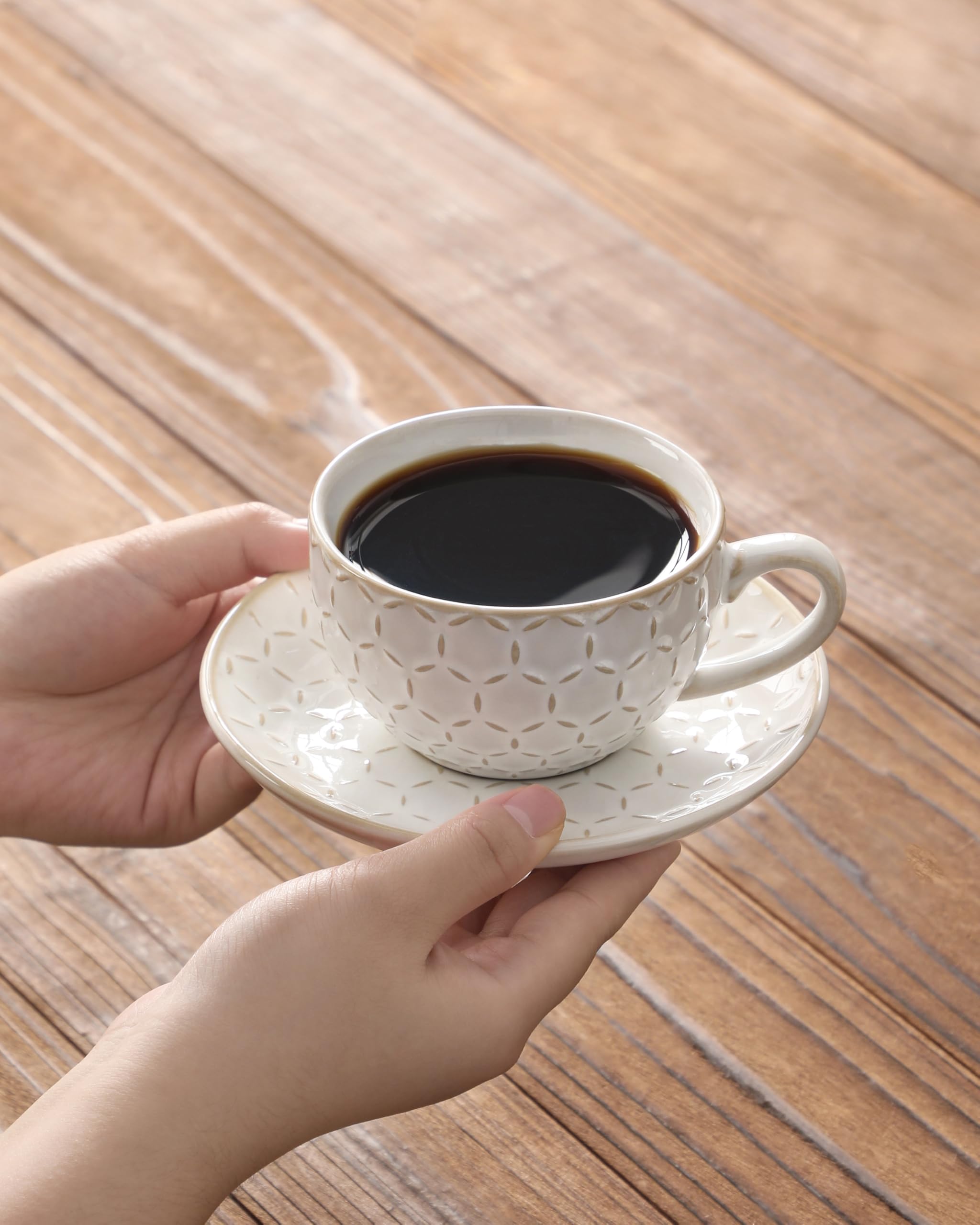 MALACASA stackable cups save cabinet space without sacrificing style.