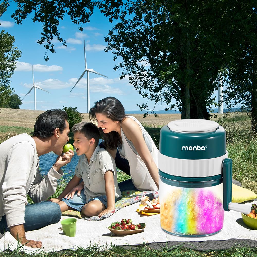 MANBA portable manual crank ready for outdoor shaved ice sessions.