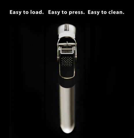 MANNKITCHEN garlic press with double-lever mechanism for effortless mincing.