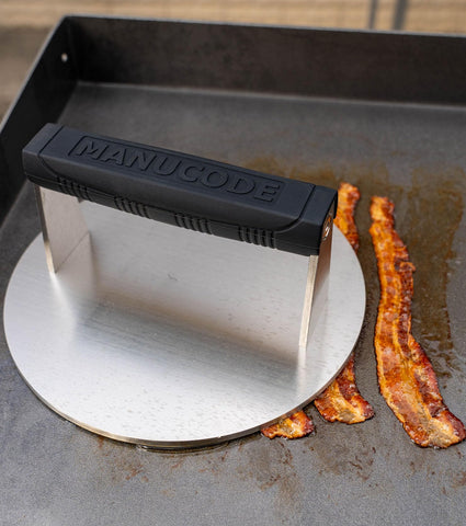 Manucode base preheats like cast iron to boost browning