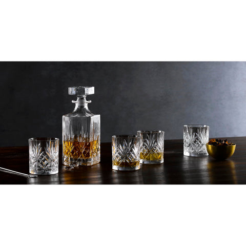 Daily-use Maxwell tumblers deliver timeless style for water, cocktails, or malt sips.