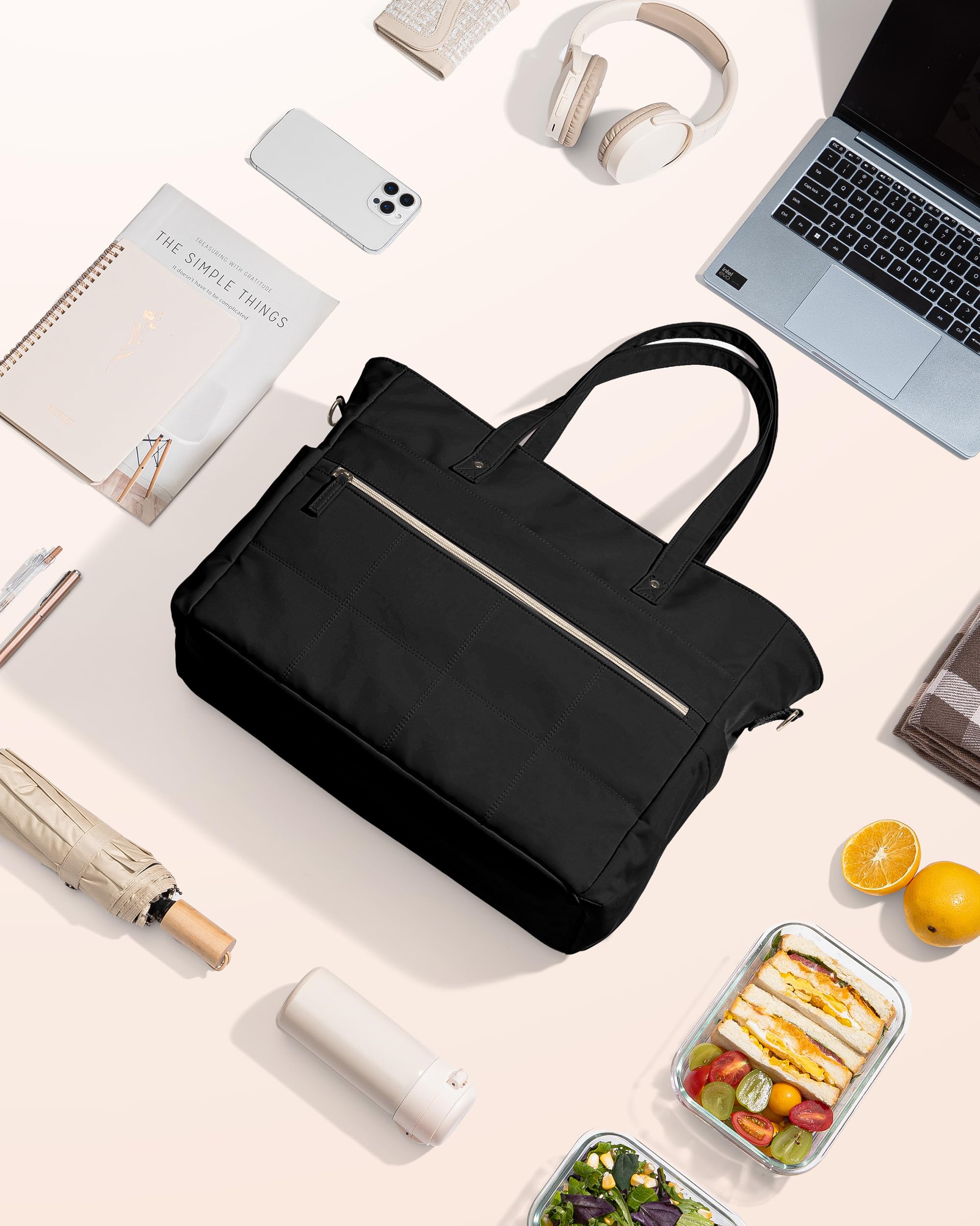 Marscamd lunch tote back strap makes travel simpler.