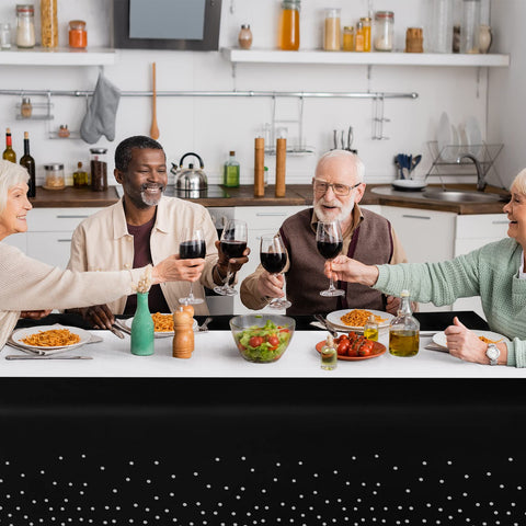 MASHAN Christmas party tablecloth enhances festive dining atmosphere.