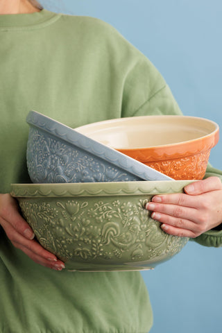 Mason Cash Home to Roost 24cm classic bakeware heritage for bakers.