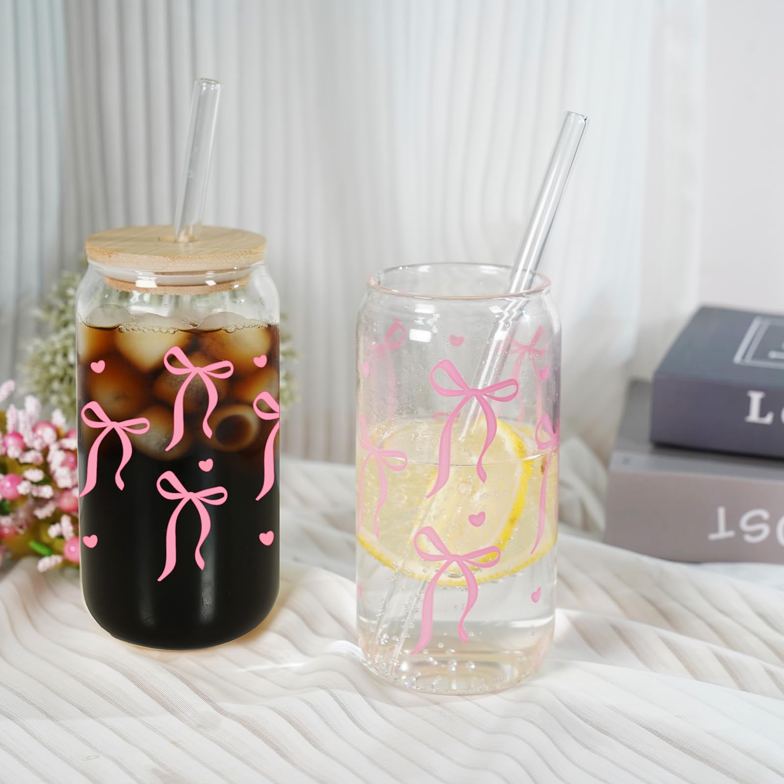 Close-up of Mason Life Coquette Pink lid and straw for easy daily use.