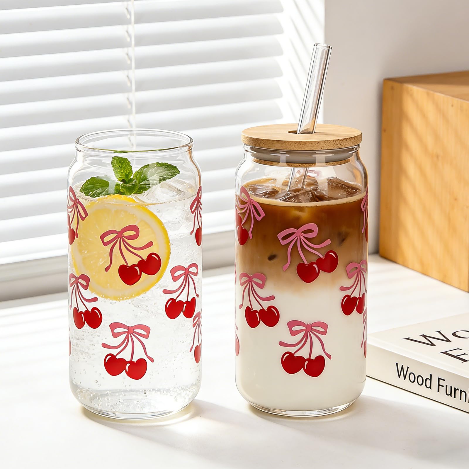 Mason Life lids with silicone seal prevent leaks during travel.