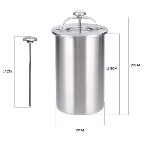 Master Feng ham-maker thermometer visible during operation for precise temperature control
