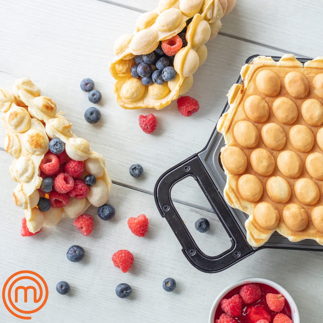 MasterChef Bubble Waffle Maker bubble waffles forming for light texture