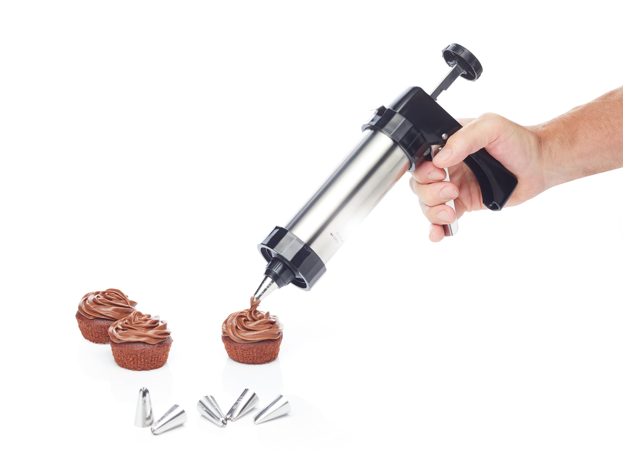 MasterCraft icing set adjustable trigger delivers steady icing with a simple squeeze