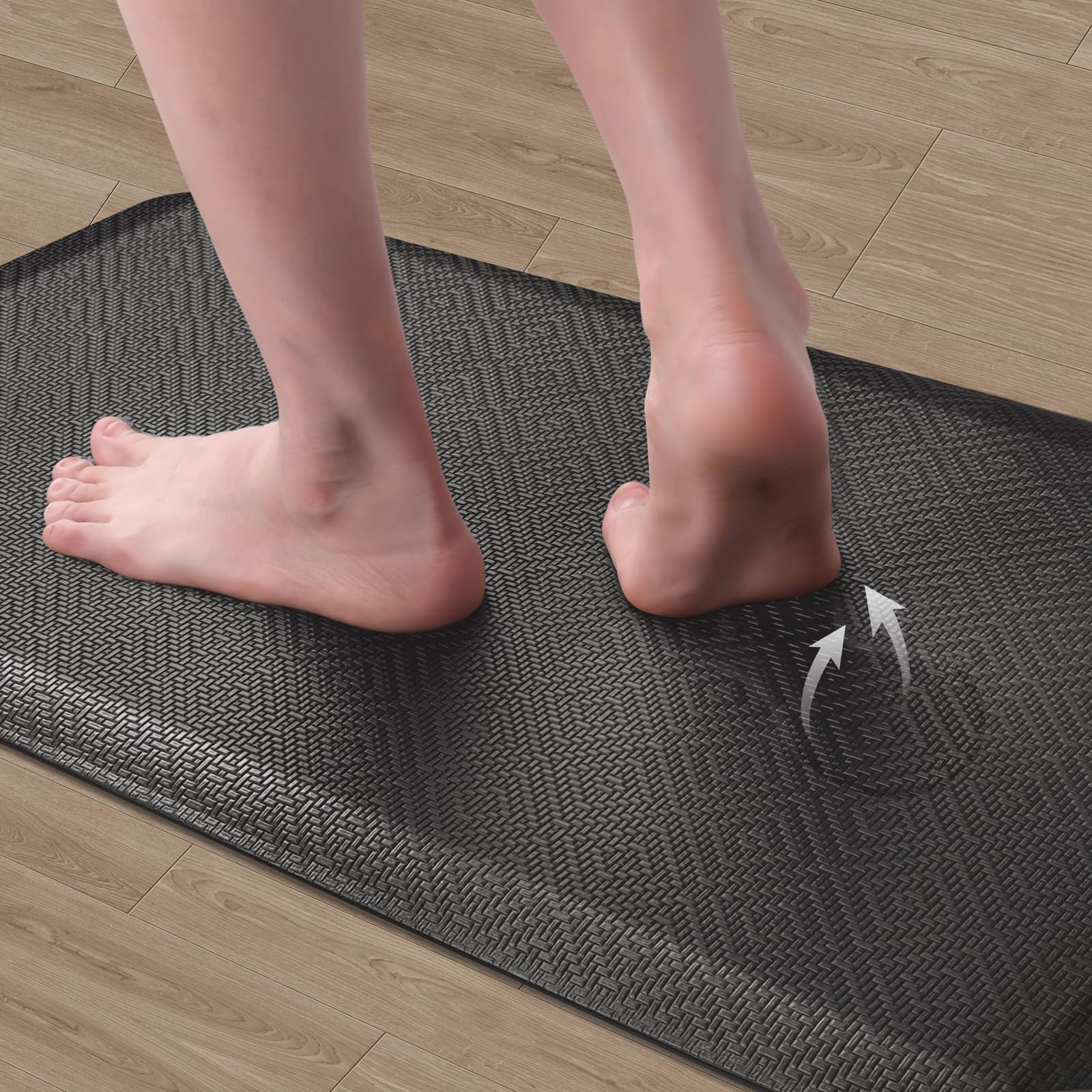 Mattitude Kitchen Mat closeup highlights beveled edges that help reduce tripping