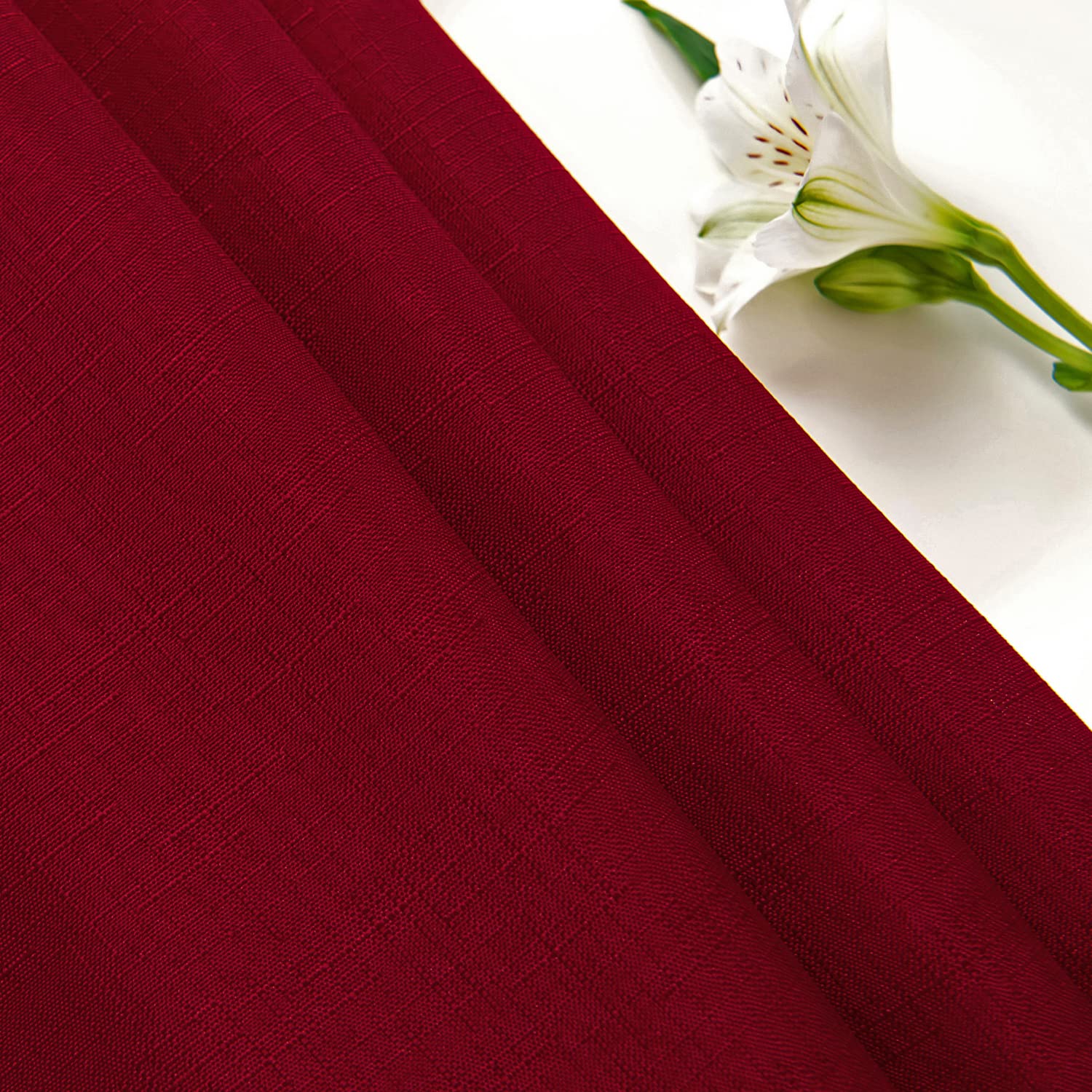 Maxmill red tablecloth ready for outdoor patio dining
