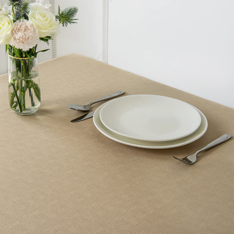 Maxmill wrinkle-resistant fabric keeps your table neat after gatherings