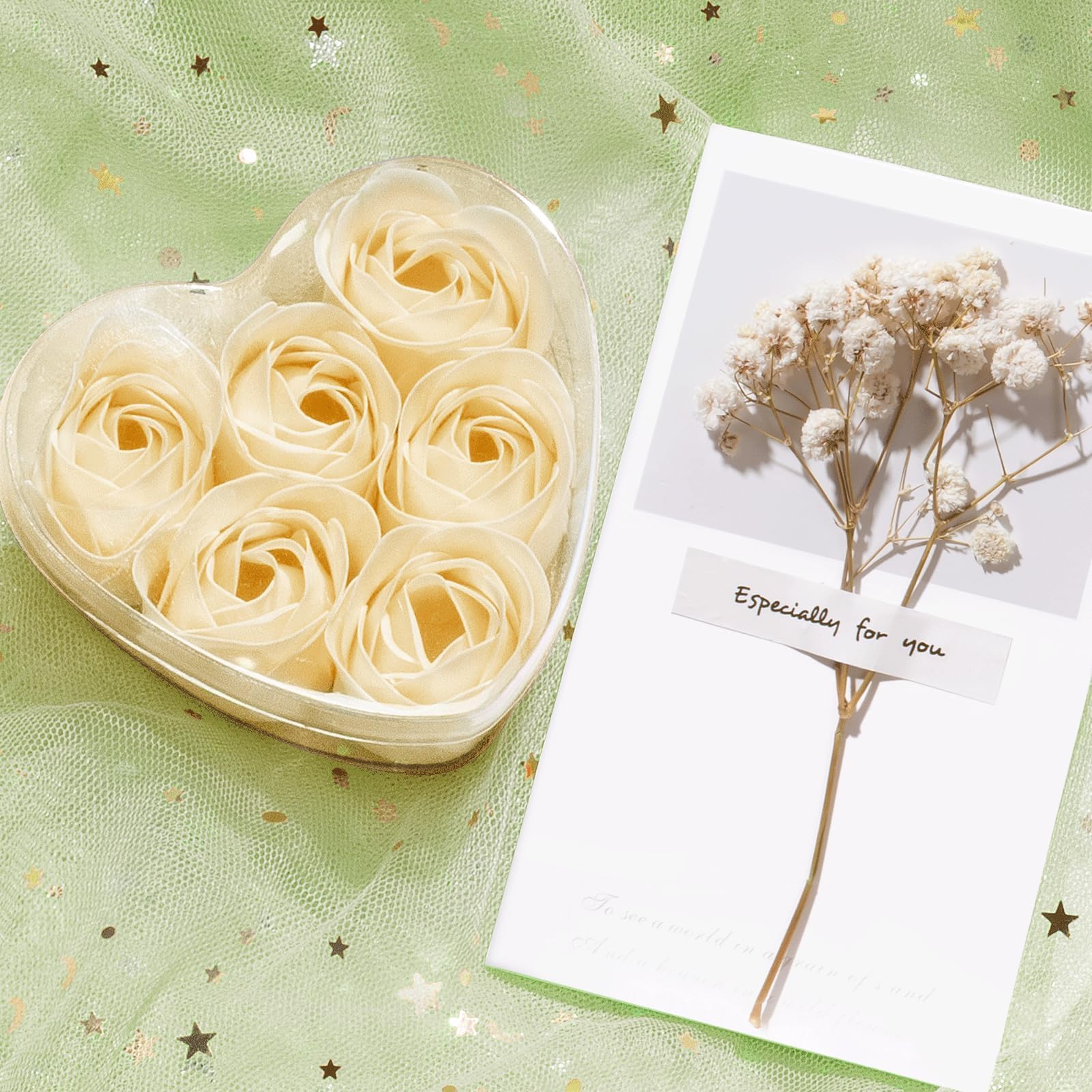 MAYICIVO gift card and gift box: flexible gifting with a personal touch.