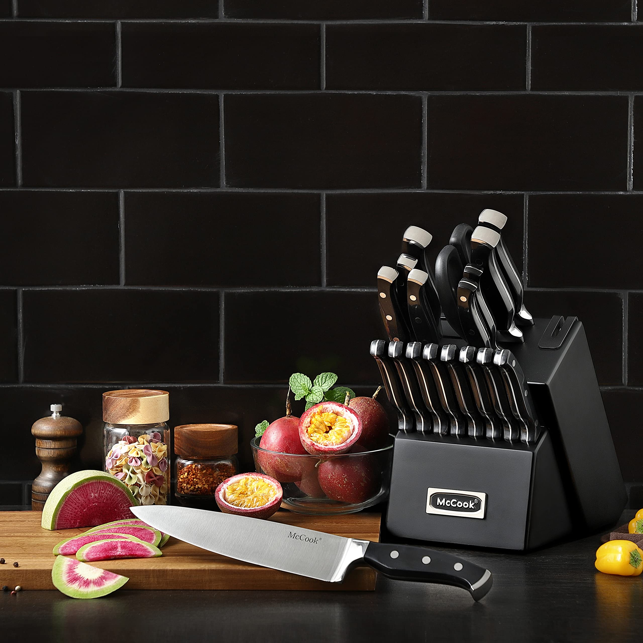 McCook knife block with built-in sharpener saves space and keeps blades ready
