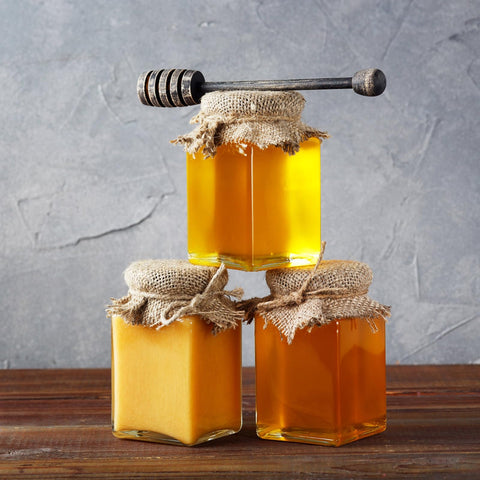 Mcupper wedding favors honey jars setup for guests