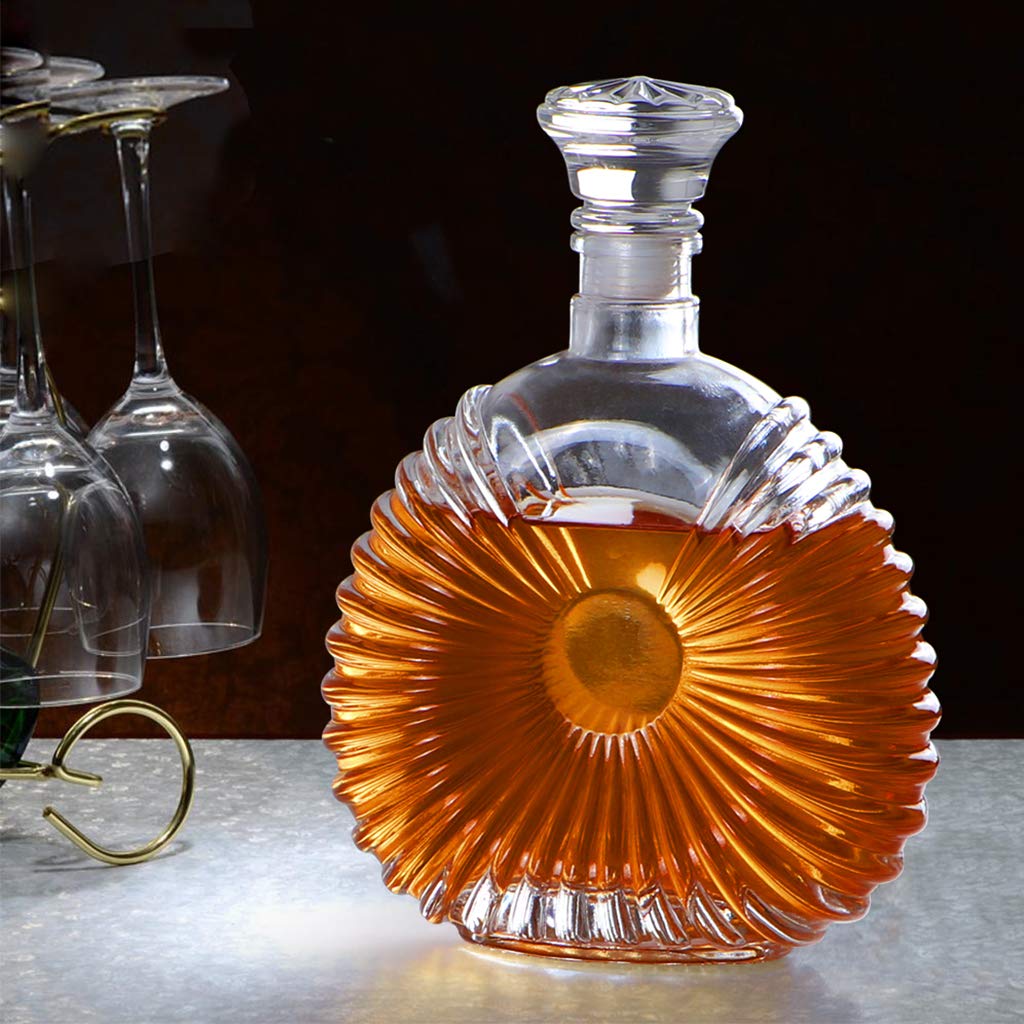 MDLUU Mouthwash decanter works in bathrooms with style.
