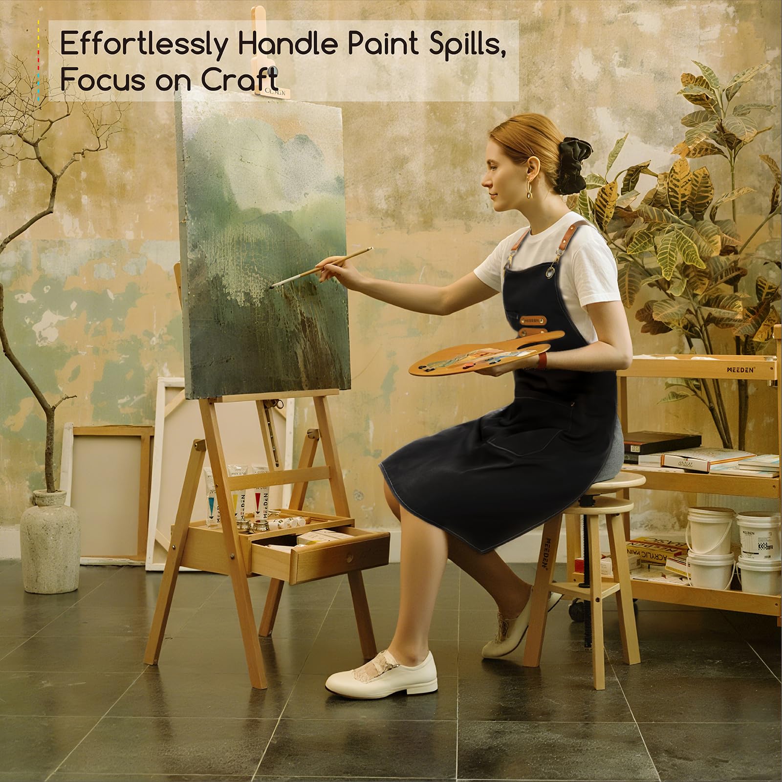 MEEDEN painting apron suited for cooking, grilling, gardening and various art projects.
