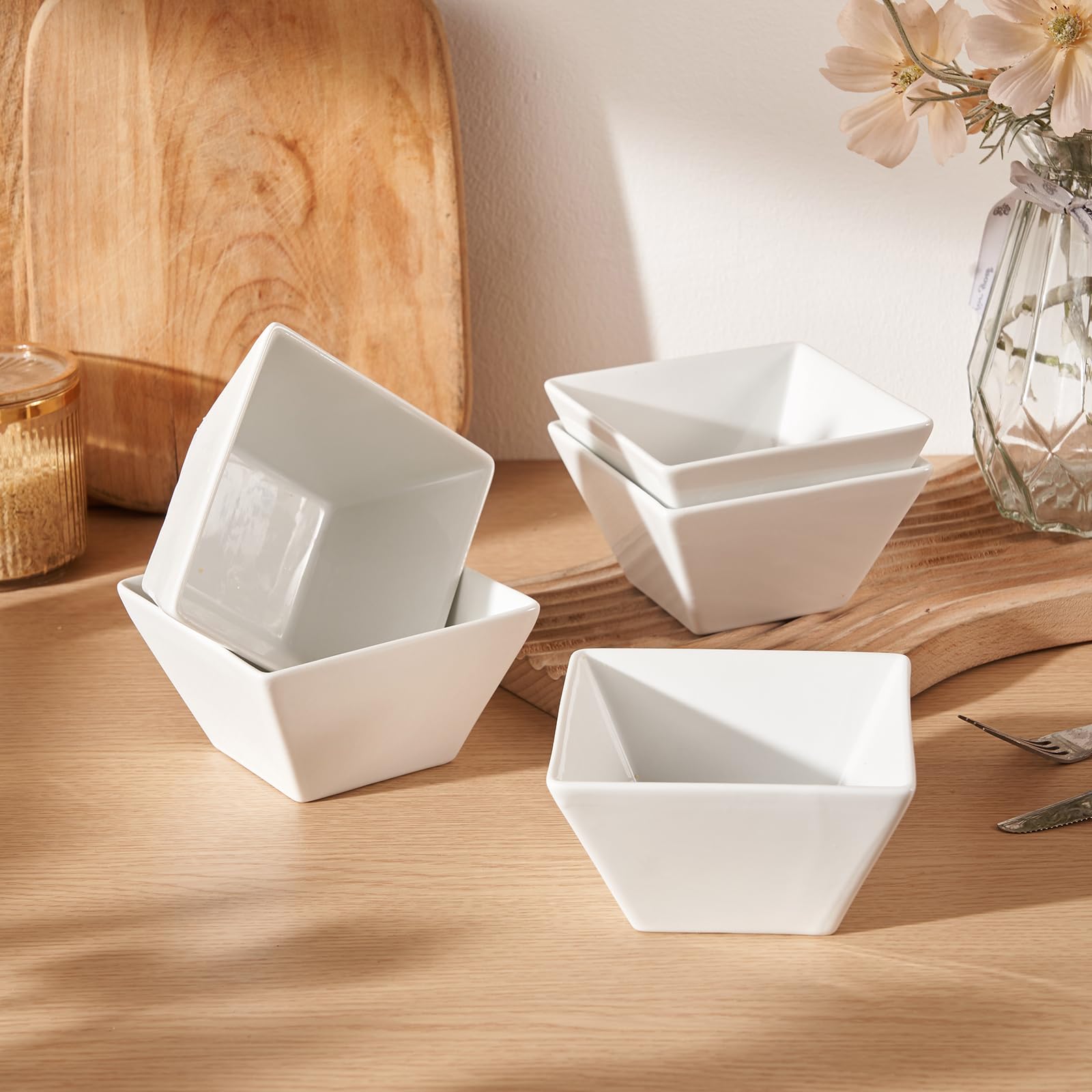 Meideal elegant tableware for dinners and parties, versatile serving option.