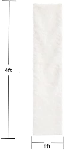 MeiSan white fur runner shows edge-detail for refined style.
