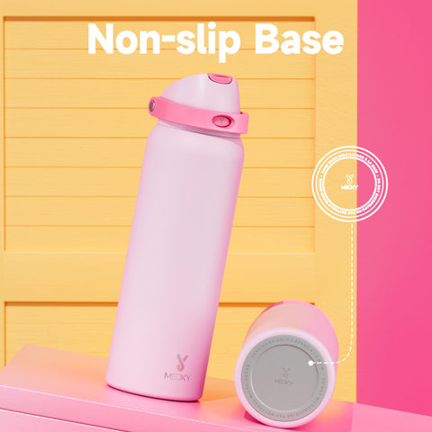 Dishwasher-safe lid for easy cleanup after training sessions.