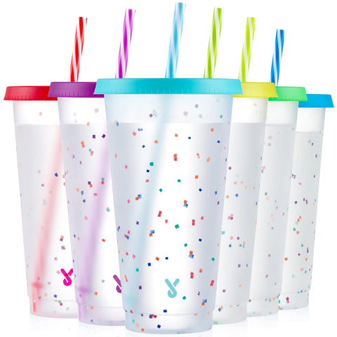Meoky confetti color-changing cups with lids and straws, color shifts when cold for a playful look.