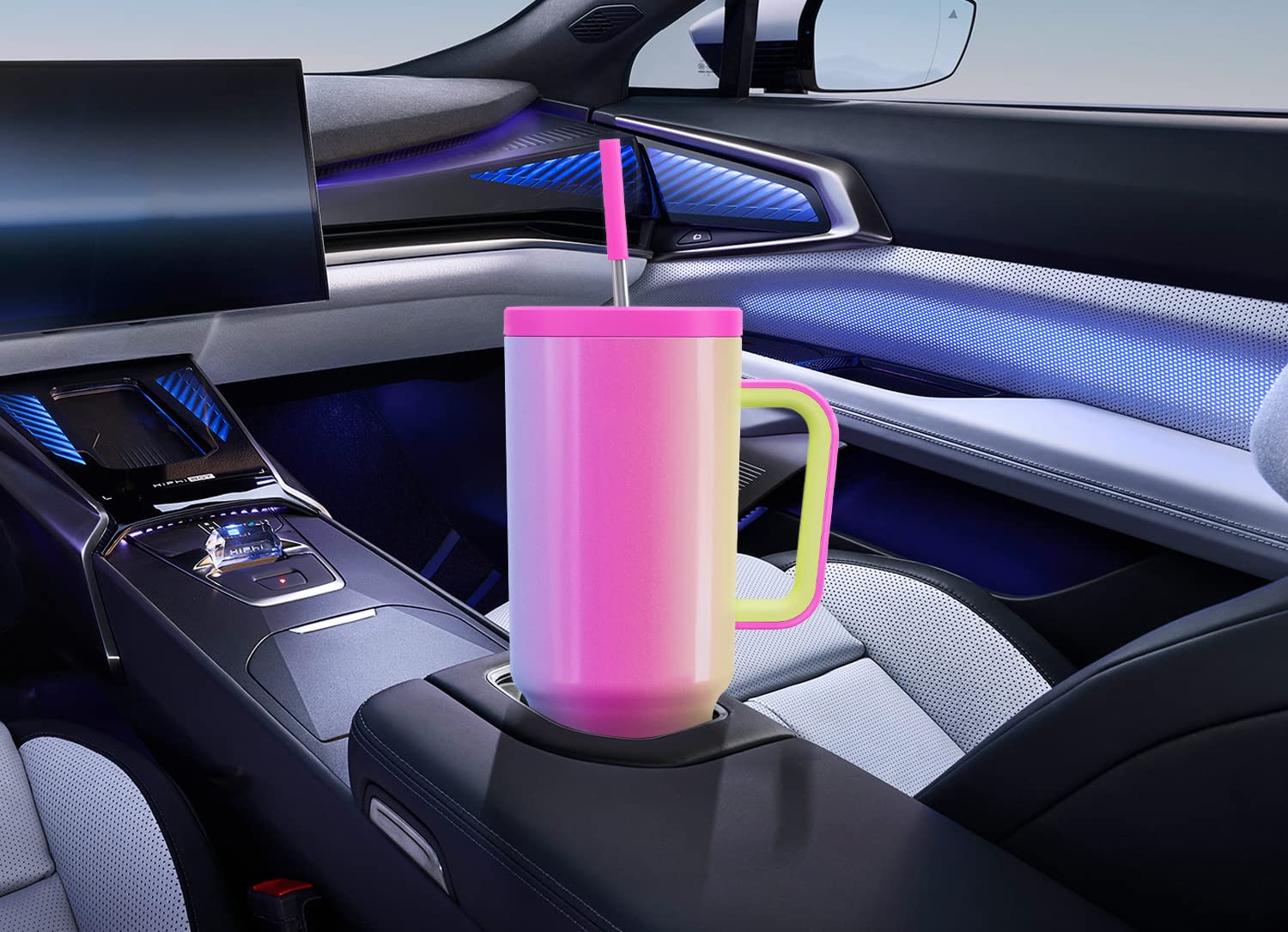 Meoky straw with silicone tip reduces metallic taste during sipping.