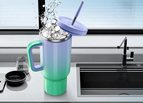 Meoky non-slip base keeps bottle steady