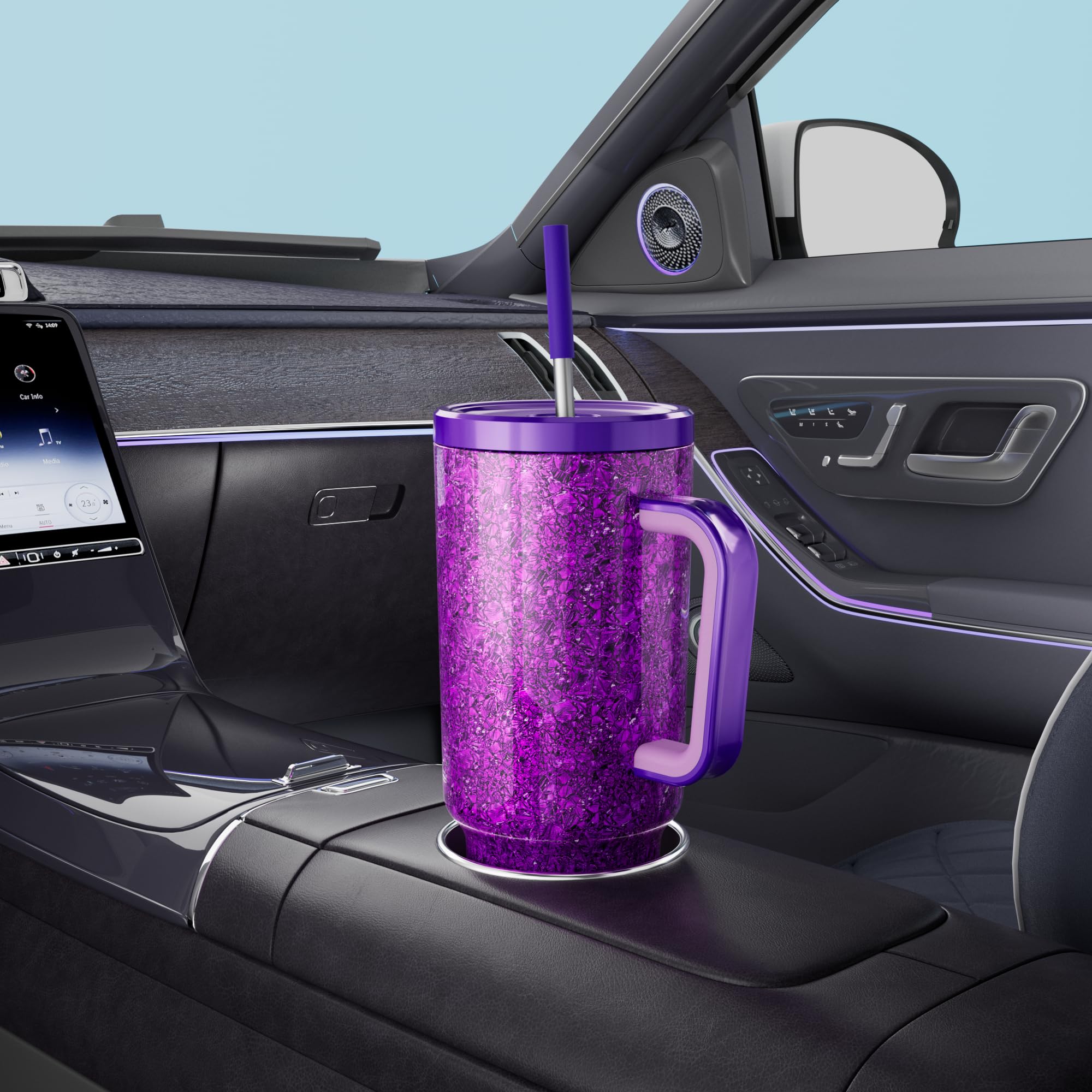 Meoky tumbler with wide, thick handle reduces finger strain during use.